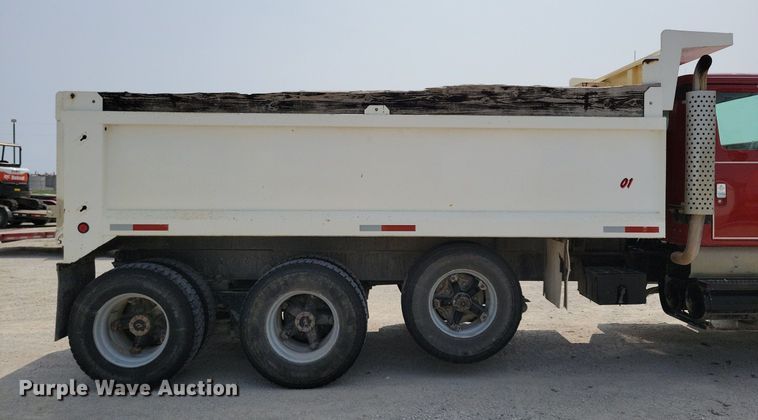 image for item JO9211 1991 International F2554  dump truck