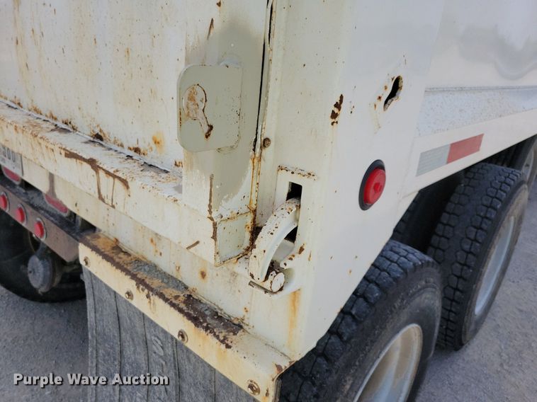 image for item JO9211 1991 International F2554  dump truck