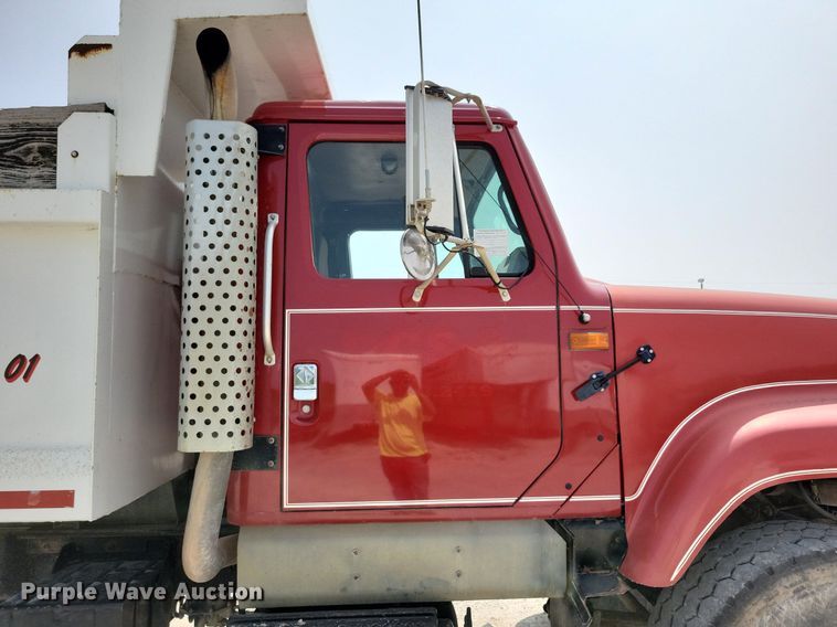 image for item JO9211 1991 International F2554  dump truck