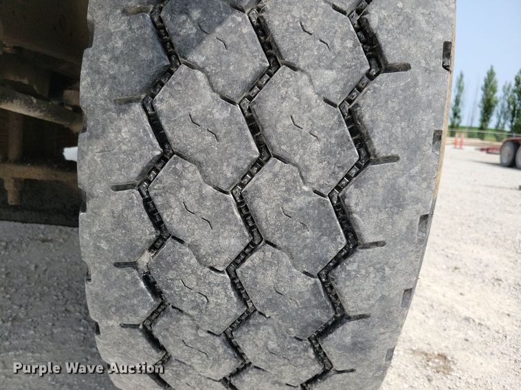 image for item JO9211 1991 International F2554  dump truck