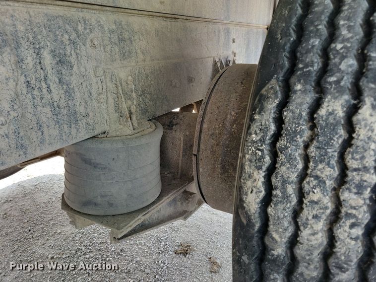 image for item JO9211 1991 International F2554  dump truck