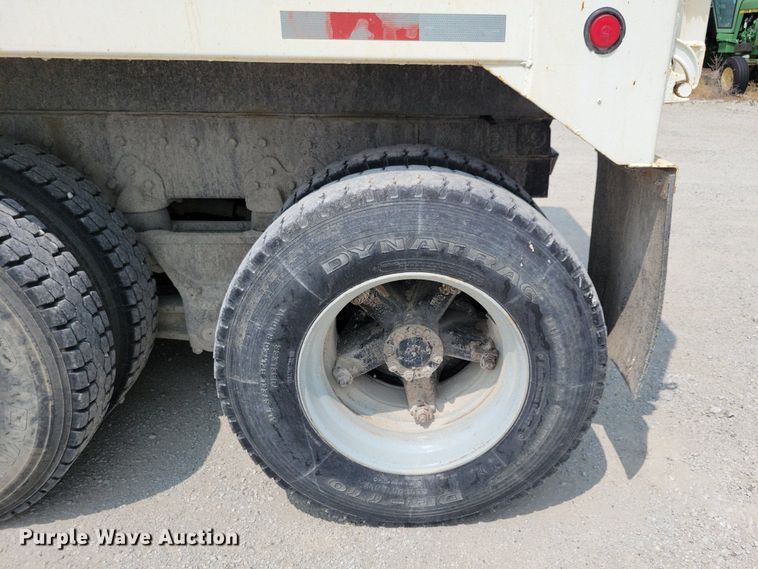 image for item JO9211 1991 International F2554  dump truck