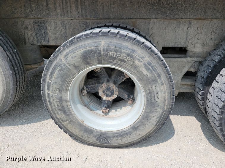 image for item JO9211 1991 International F2554  dump truck