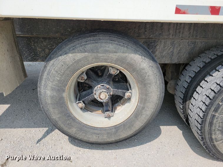 image for item JO9211 1991 International F2554  dump truck