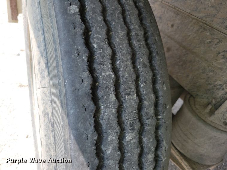 image for item JO9211 1991 International F2554  dump truck