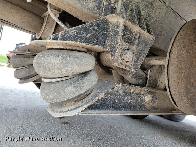 image for item JO9211 1991 International F2554  dump truck