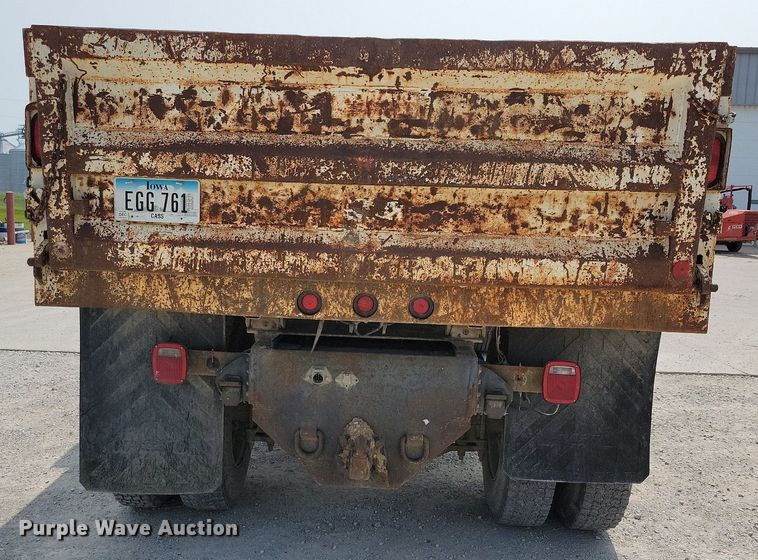 image for item JO9212 1990 GMC TopKick  dump truck