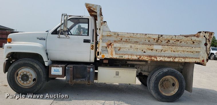image for item JO9212 1990 GMC TopKick  dump truck