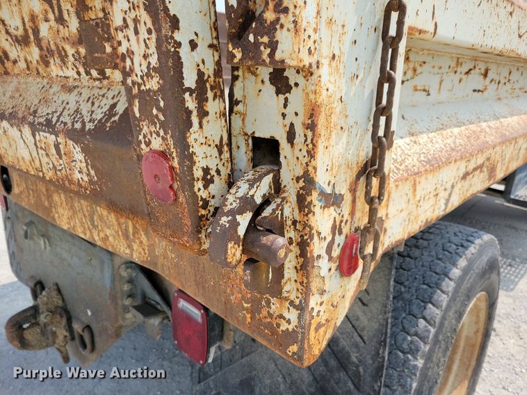 image for item JO9212 1990 GMC TopKick  dump truck