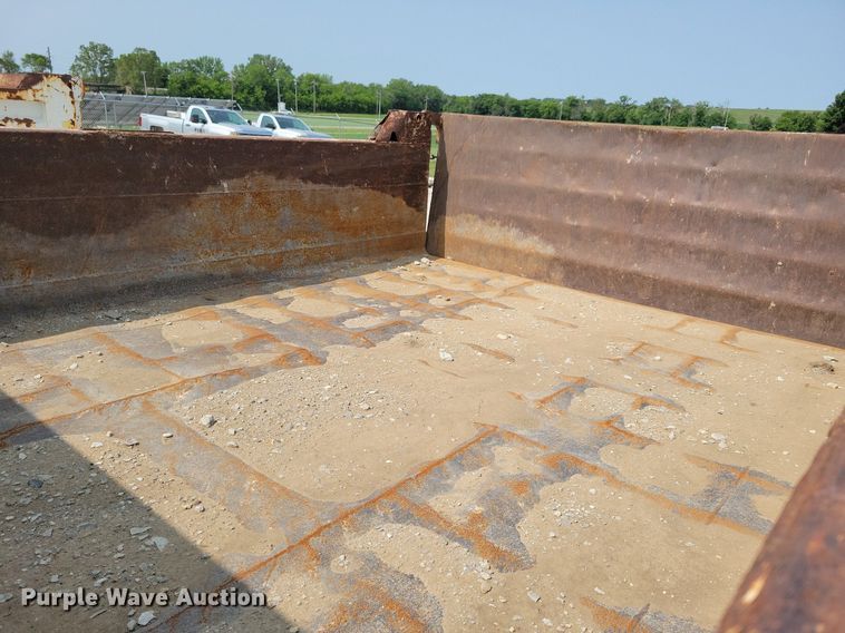 image for item JO9212 1990 GMC TopKick  dump truck