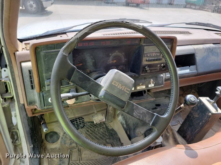 image for item JO9212 1990 GMC TopKick  dump truck