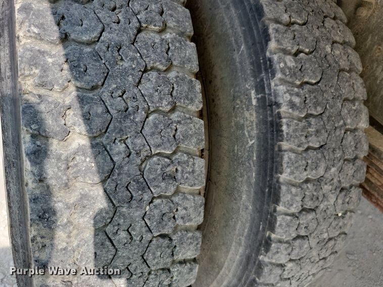 image for item JO9212 1990 GMC TopKick  dump truck