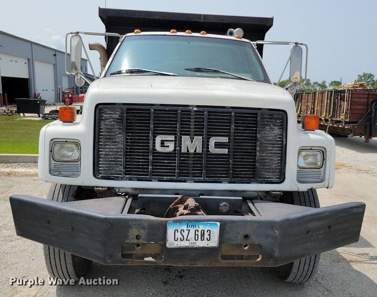 image for item JO9213 2000 GMC C8500  dump truck