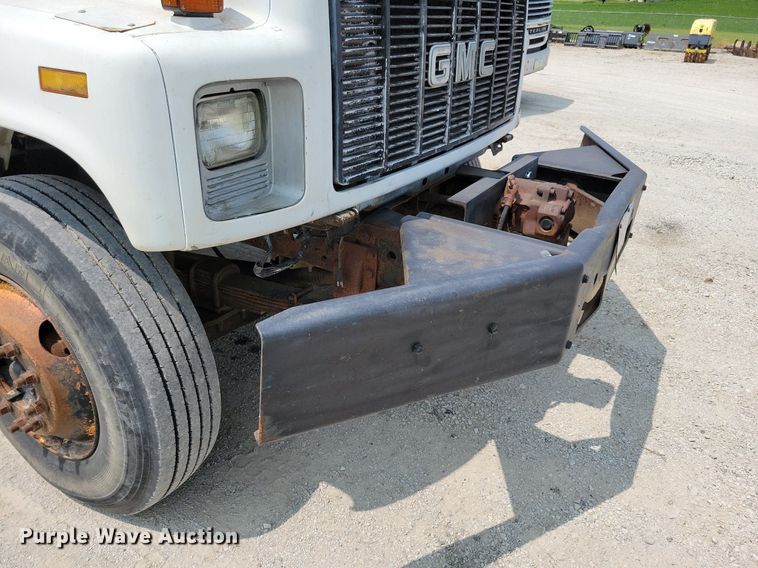 image for item JO9213 2000 GMC C8500  dump truck