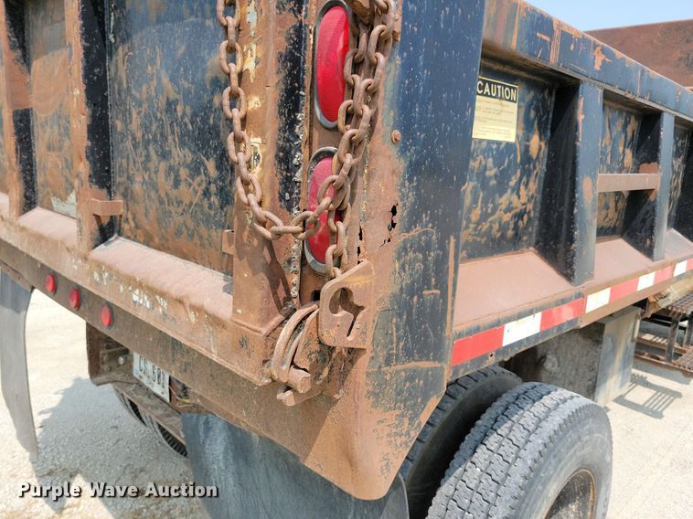 image for item JO9213 2000 GMC C8500  dump truck