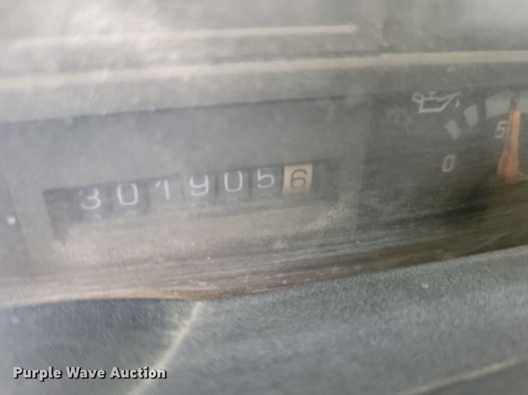 image for item JO9213 2000 GMC C8500  dump truck