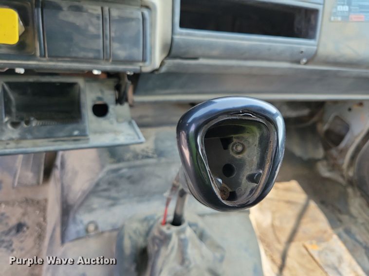 image for item JO9213 2000 GMC C8500  dump truck