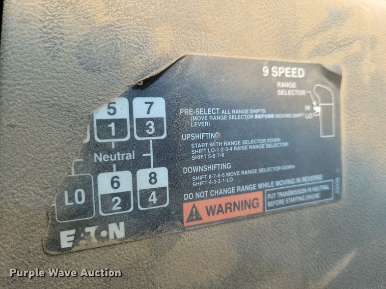 image for item JO9213 2000 GMC C8500  dump truck