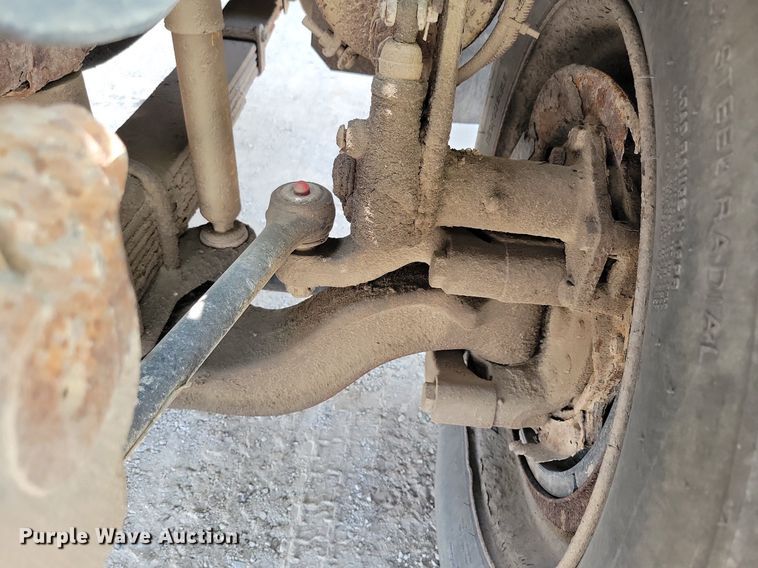 image for item JO9213 2000 GMC C8500  dump truck