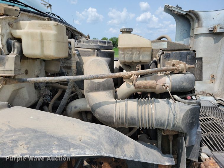 image for item JO9213 2000 GMC C8500  dump truck