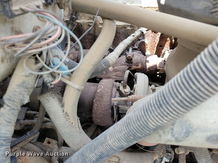 image for item JO9213 2000 GMC C8500  dump truck