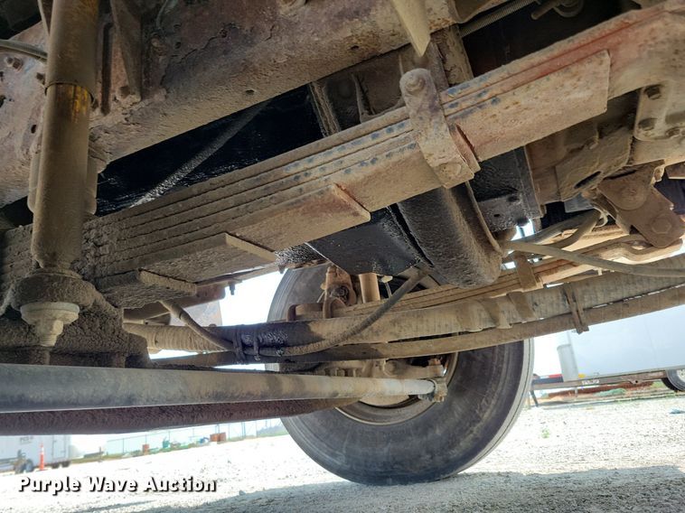 image for item JO9213 2000 GMC C8500  dump truck