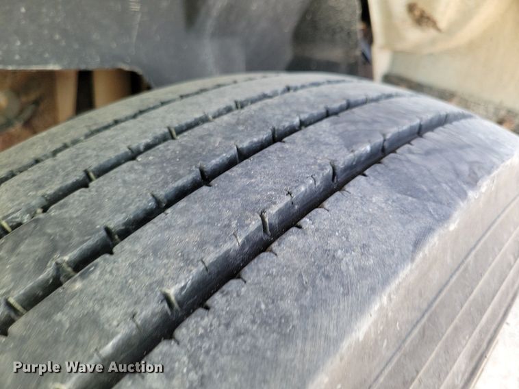 image for item JO9213 2000 GMC C8500  dump truck