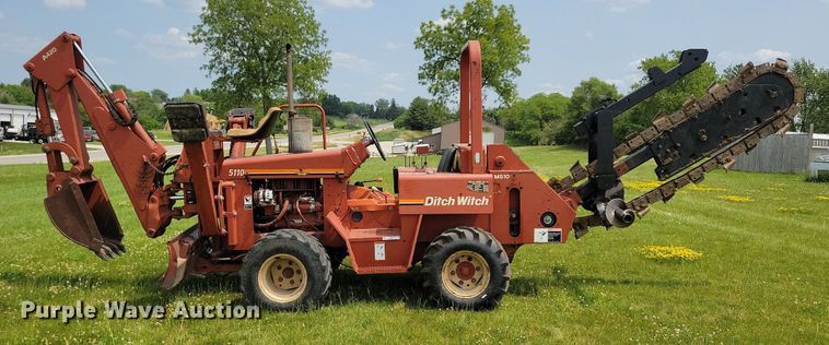 image for item JO9214 2001 Ditch Witch 5110  trencher