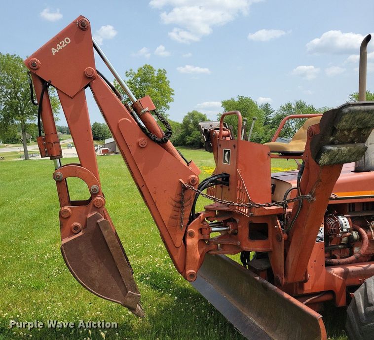 image for item JO9214 2001 Ditch Witch 5110  trencher