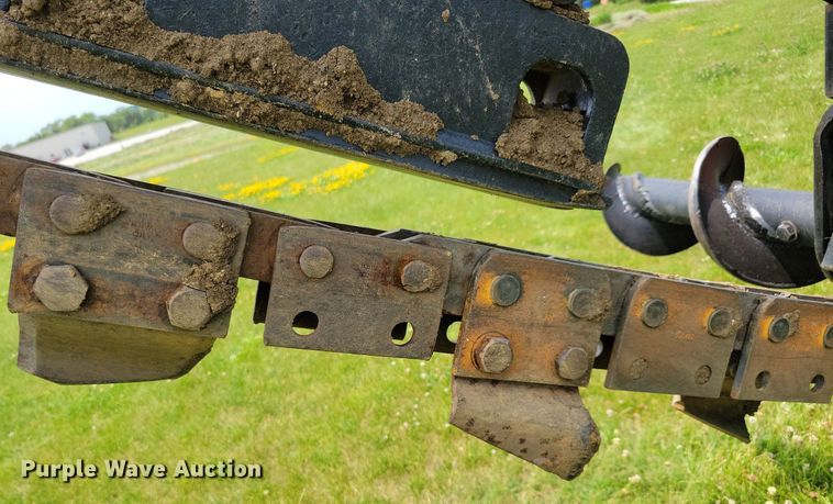 image for item JO9214 2001 Ditch Witch 5110  trencher