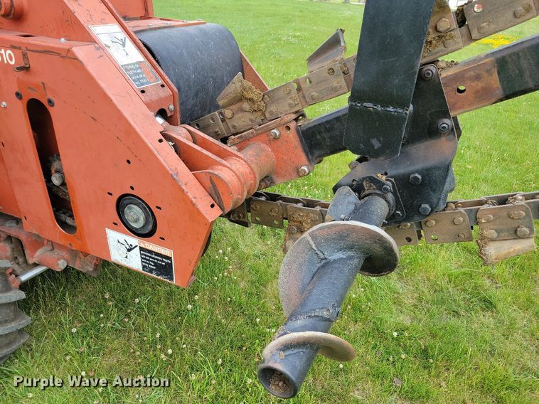 image for item JO9214 2001 Ditch Witch 5110  trencher