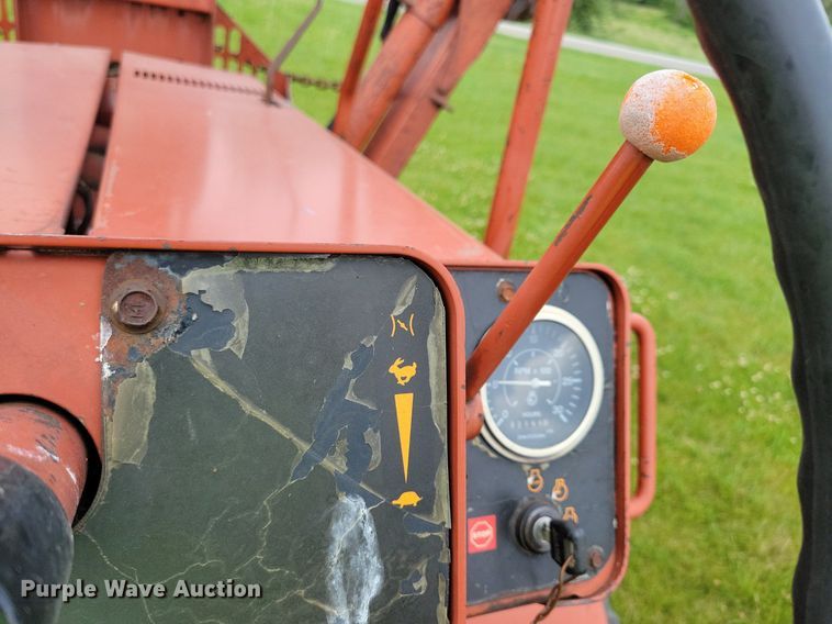 image for item JO9214 2001 Ditch Witch 5110  trencher