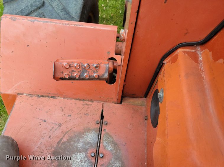 image for item JO9214 2001 Ditch Witch 5110  trencher