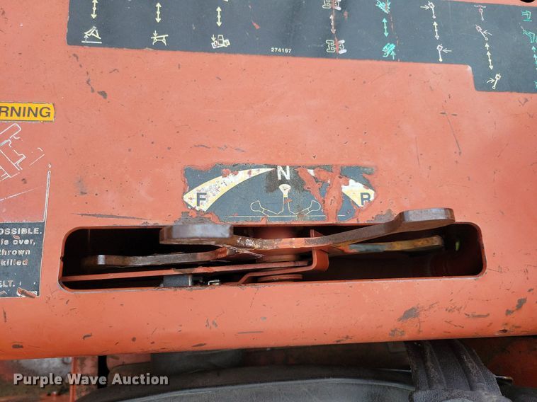 image for item JO9214 2001 Ditch Witch 5110  trencher