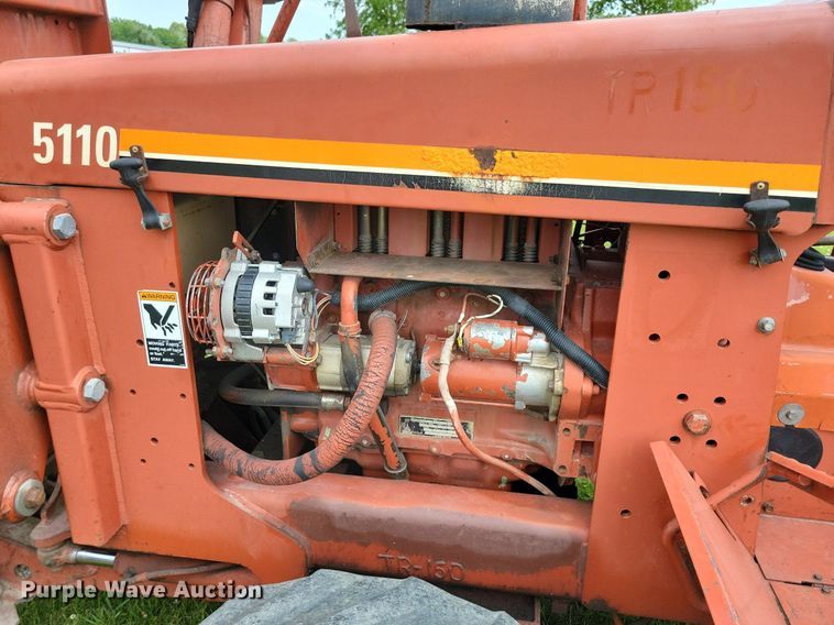 image for item JO9214 2001 Ditch Witch 5110  trencher