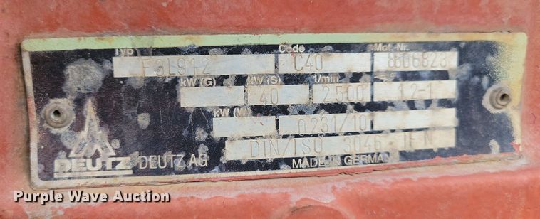 image for item JO9214 2001 Ditch Witch 5110  trencher