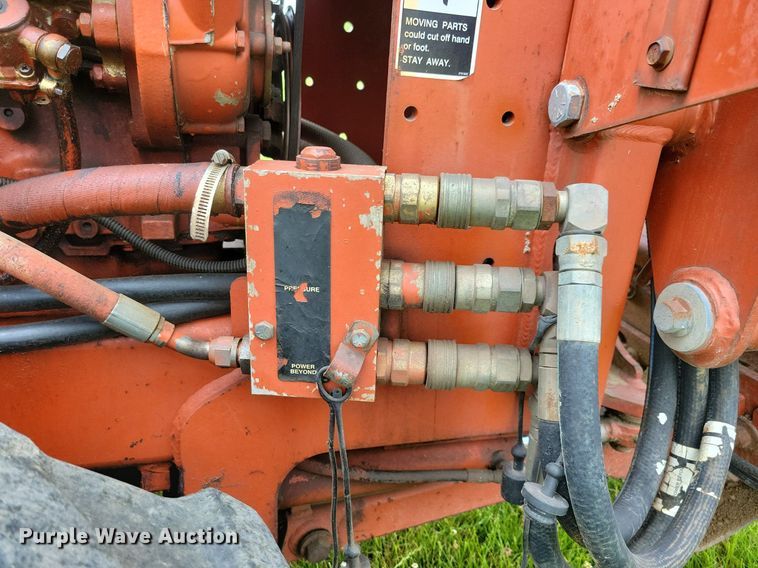 image for item JO9214 2001 Ditch Witch 5110  trencher