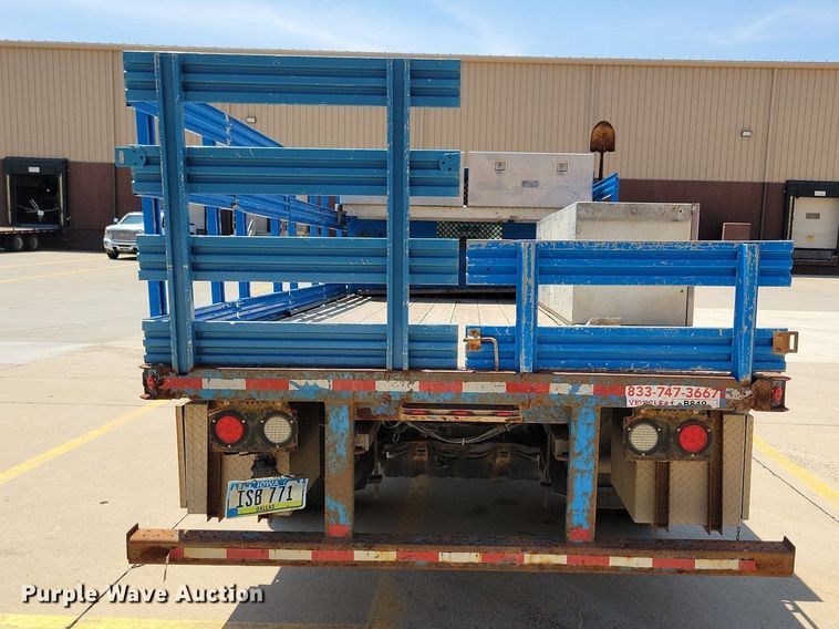 image for item JO9231 2016 Ford F450 Super Duty  flatbed truck