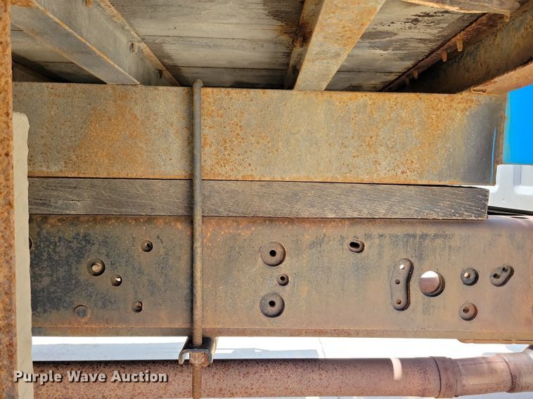 image for item JO9231 2016 Ford F450 Super Duty  flatbed truck