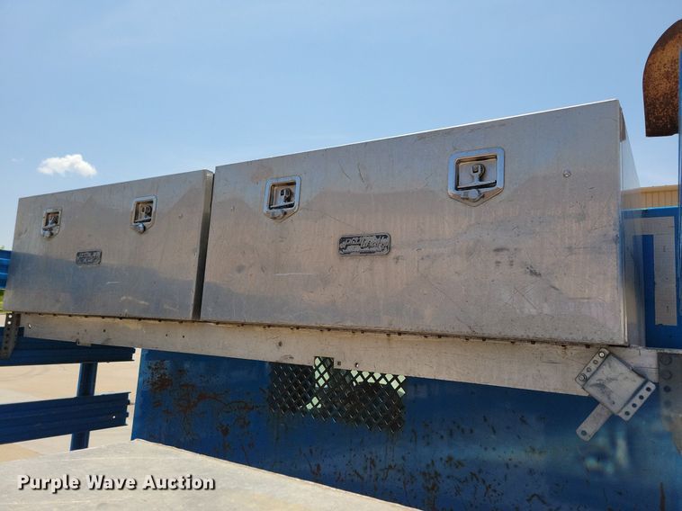 image for item JO9231 2016 Ford F450 Super Duty  flatbed truck