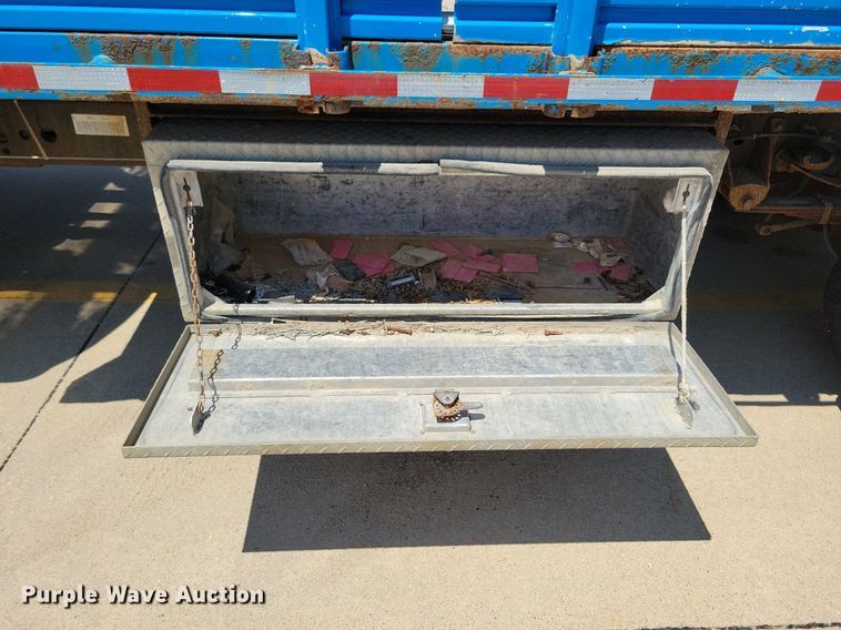 image for item JO9231 2016 Ford F450 Super Duty  flatbed truck