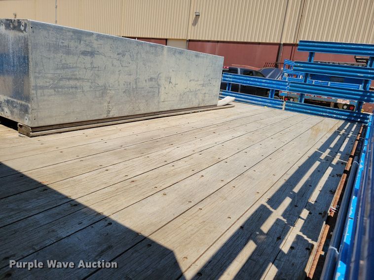 image for item JO9231 2016 Ford F450 Super Duty  flatbed truck