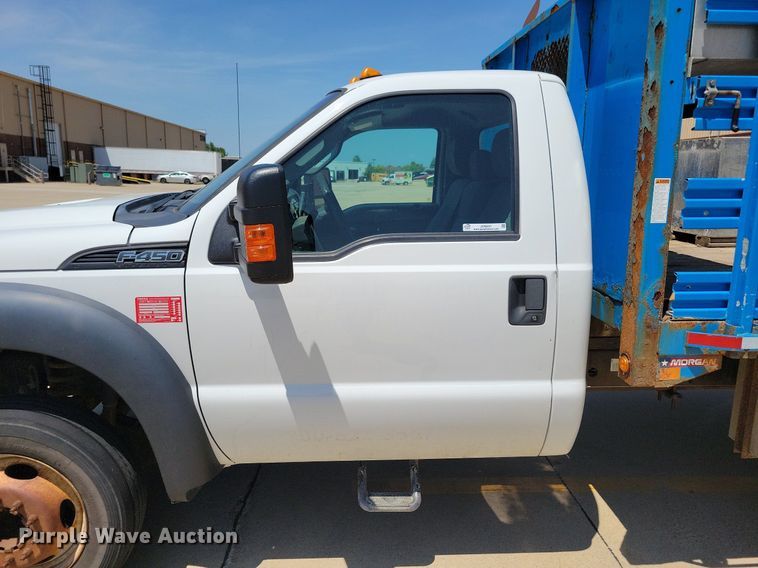 image for item JO9231 2016 Ford F450 Super Duty  flatbed truck