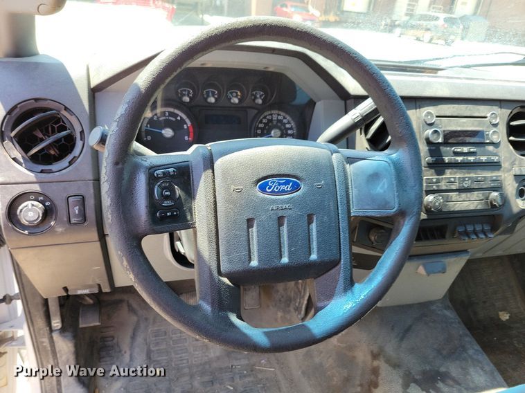 image for item JO9231 2016 Ford F450 Super Duty  flatbed truck