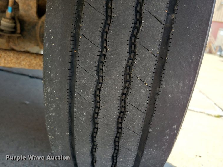 image for item JO9231 2016 Ford F450 Super Duty  flatbed truck