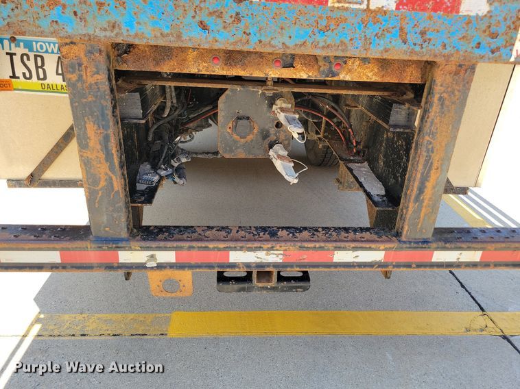 image for item JO9233 2018 Freightliner Business Class M2  flatbed truck