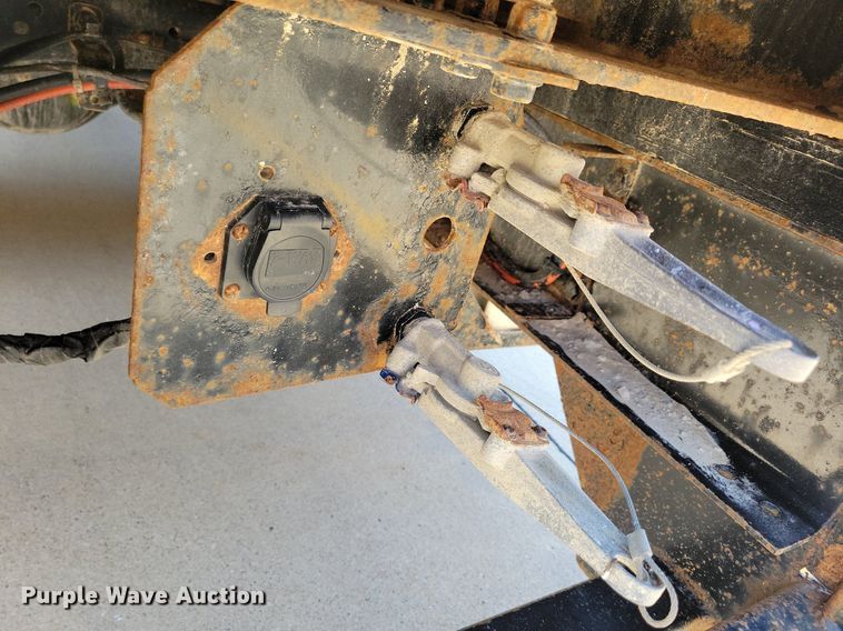 image for item JO9233 2018 Freightliner Business Class M2  flatbed truck