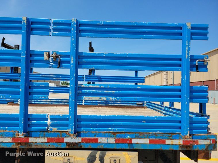 image for item JO9233 2018 Freightliner Business Class M2  flatbed truck