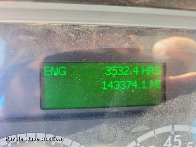 image for item JO9233 2018 Freightliner Business Class M2  flatbed truck