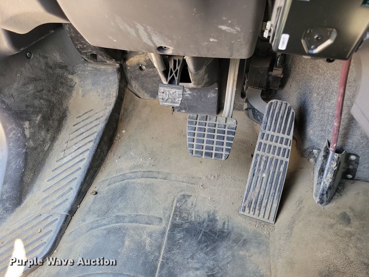 image for item JO9233 2018 Freightliner Business Class M2  flatbed truck